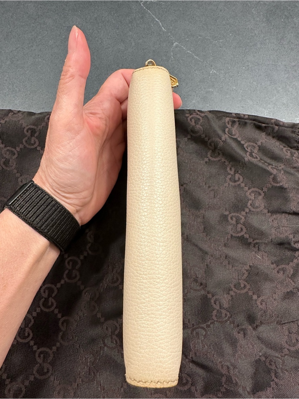 Gucci Zumi Zip Around Wallet-COA included - Picture 7 of 15